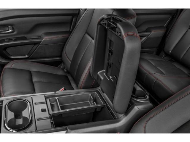 2024 Nissan Titan PRO-4X photo 12
