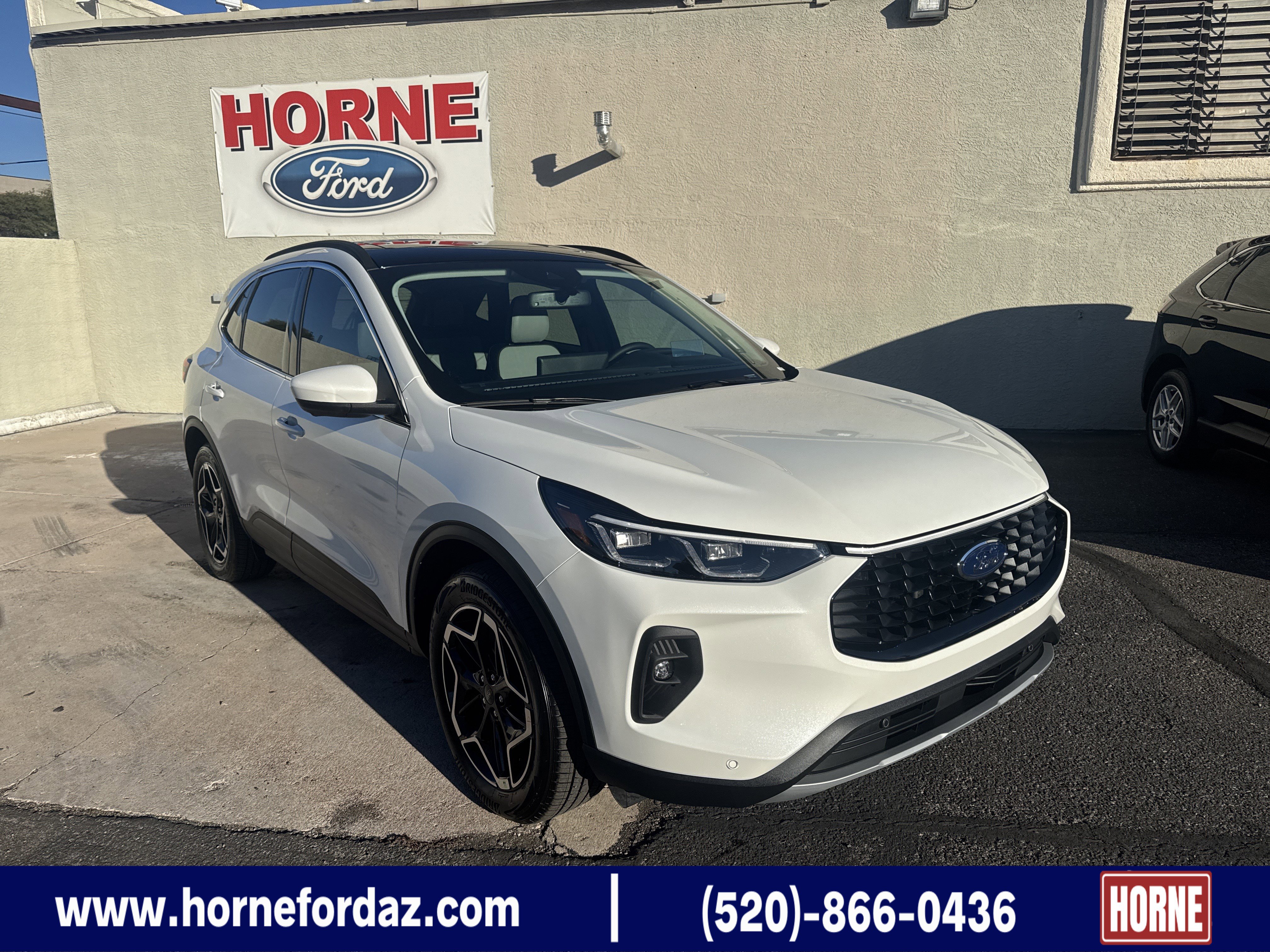 2026 Ford Escape Platinum's photo