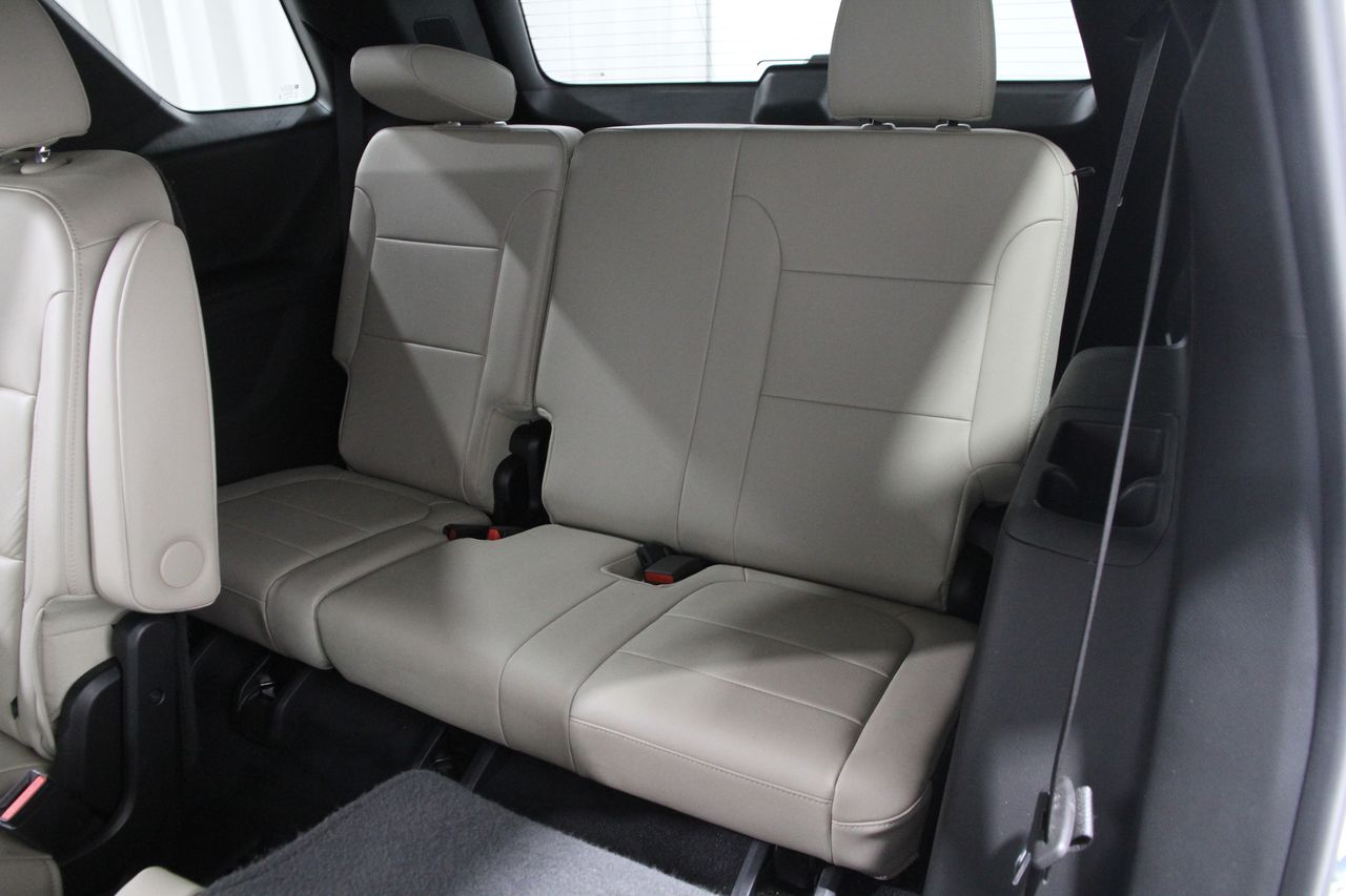 2023 Chevrolet Traverse Leather photo 20