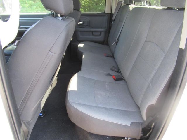 2024 Ram 1500 Classic SLT photo 26