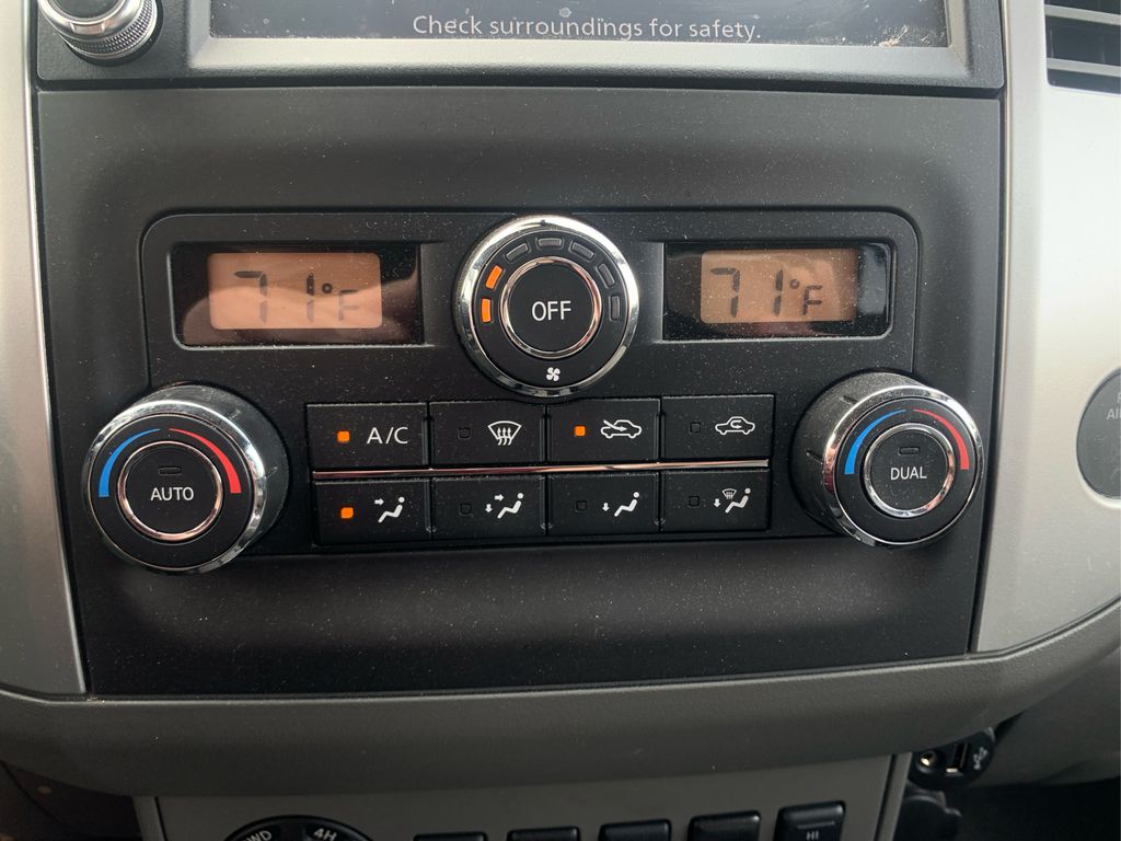 2020 Nissan Frontier SV photo 24