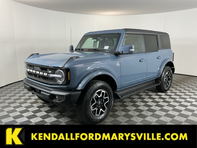 2025 Ford Bronco 4-Door Outer Banks's photo
