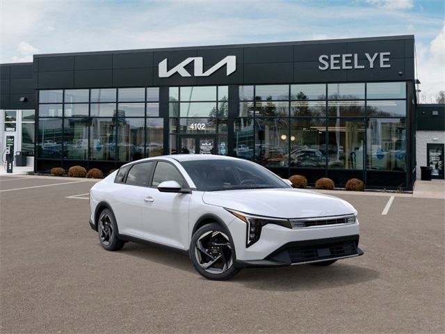 2025 Kia K4 EX photo 8