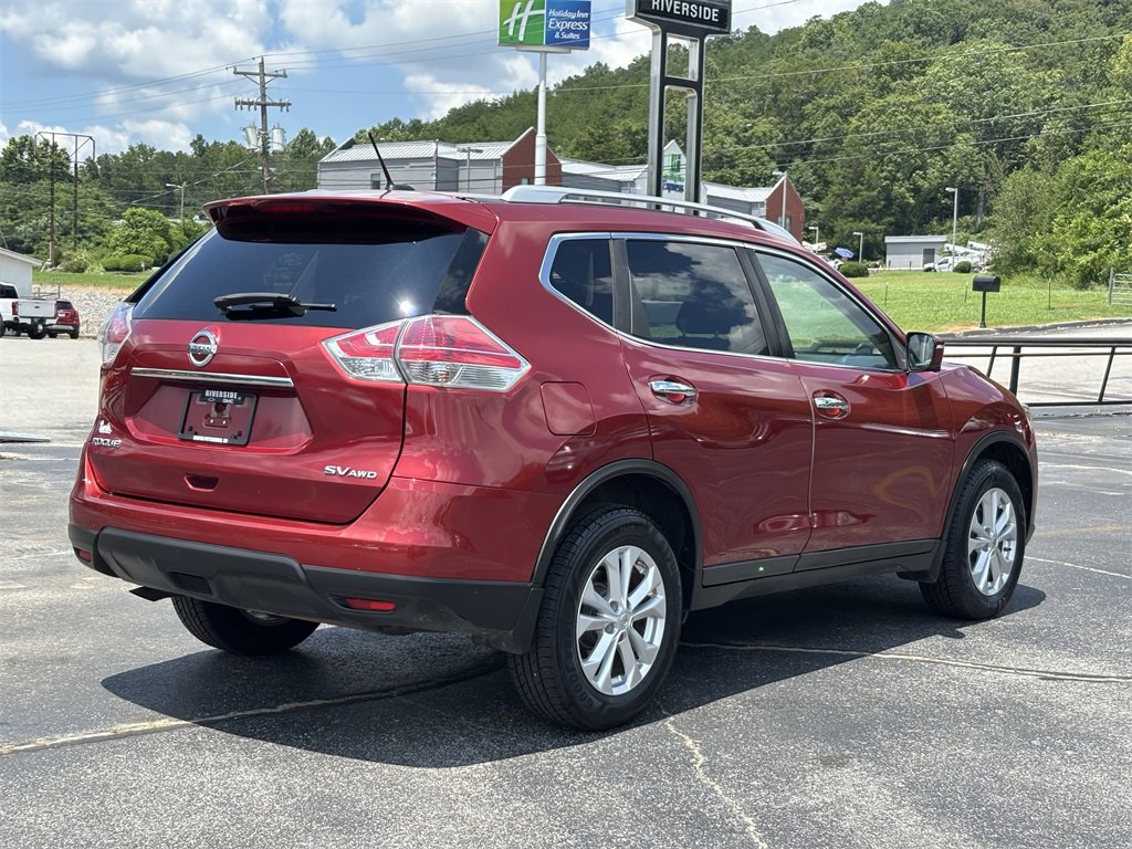 2016 Nissan Rogue SV photo 6