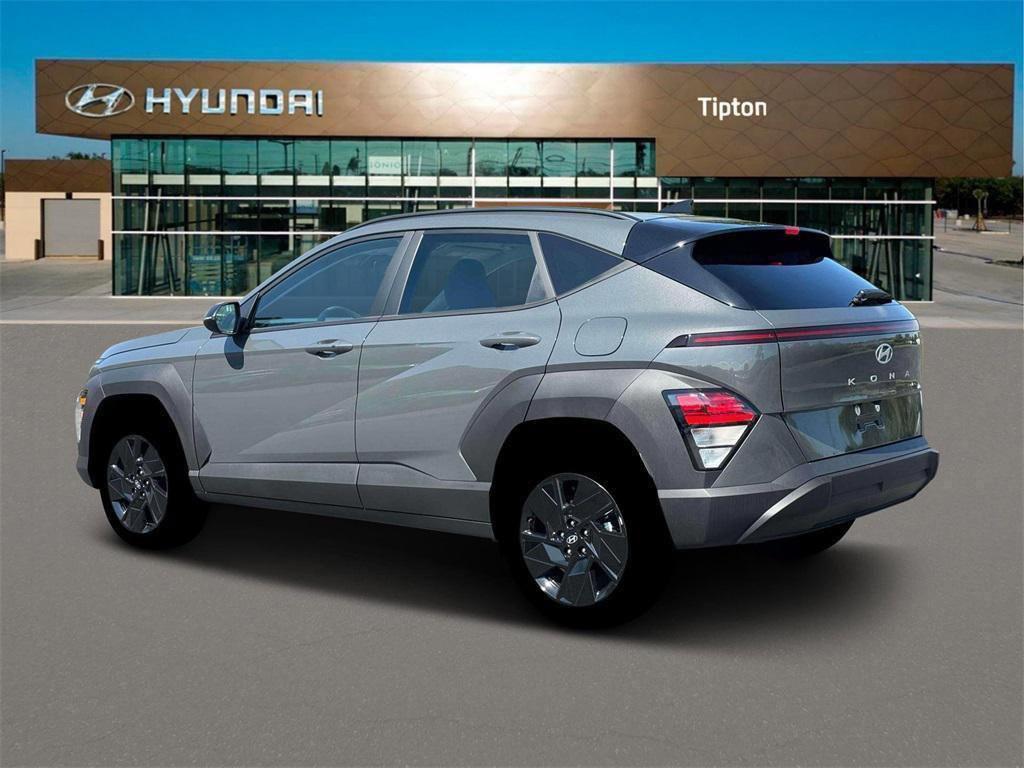 2026 Hyundai Kona SEL photo 3