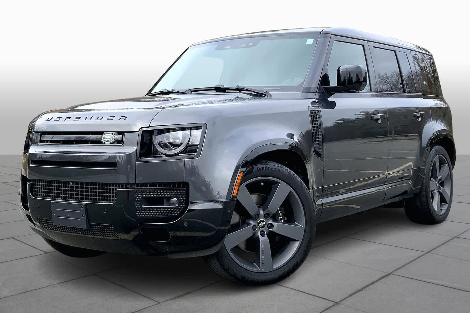 2023 Land Rover Defender V8