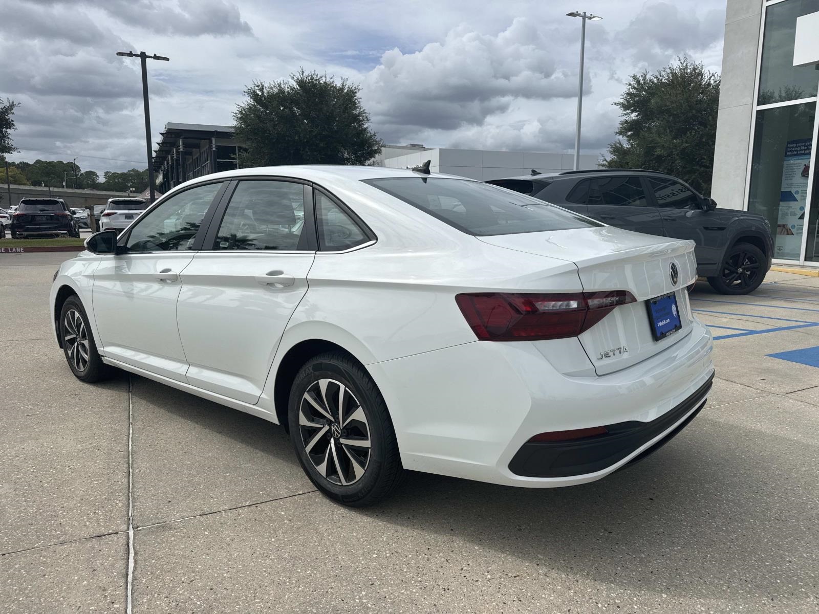 2024 Volkswagen Jetta 1.5T S photo 7