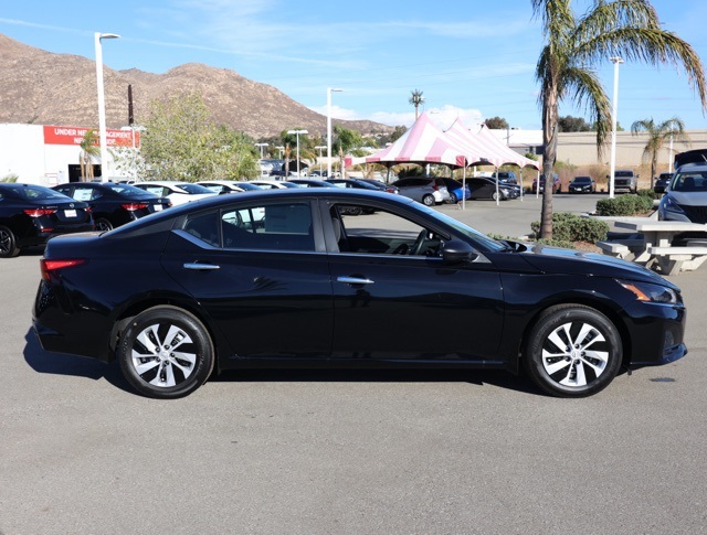 2025 Nissan Altima 2.5 S photo 3