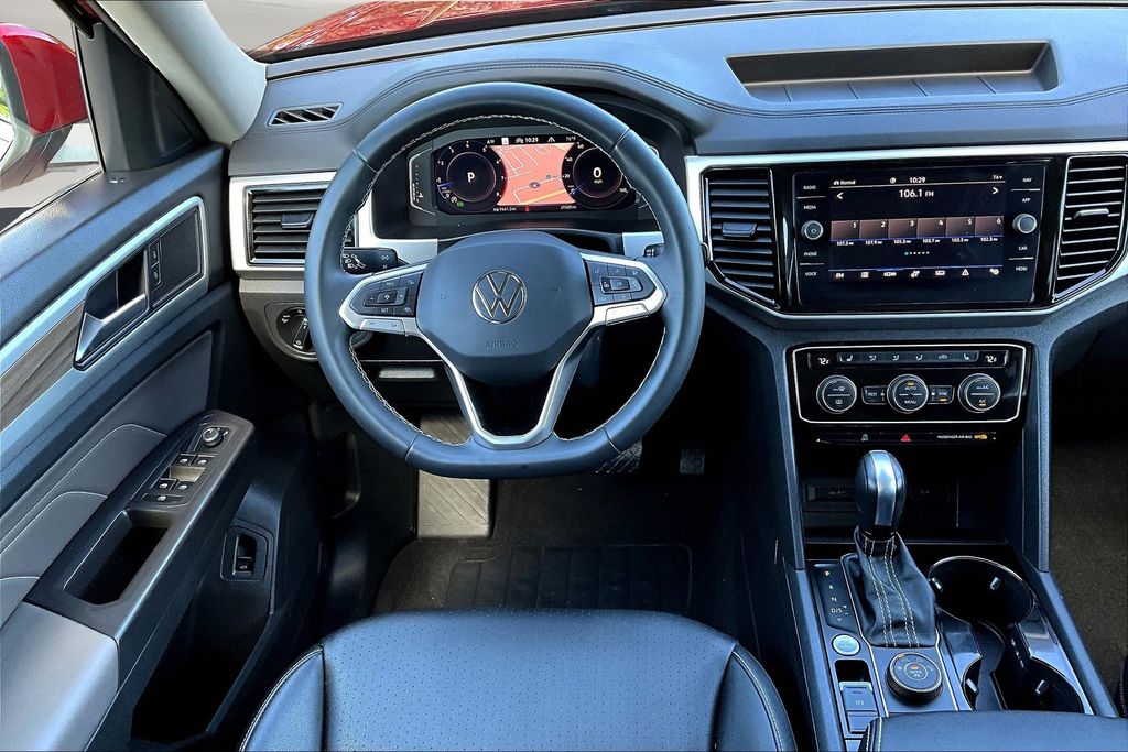 2023 Volkswagen Atlas V6 SEL photo 7