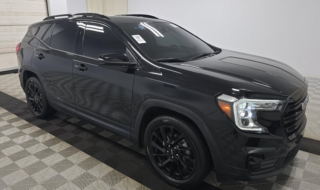 2023 Gmc Terrain SLT photo 2