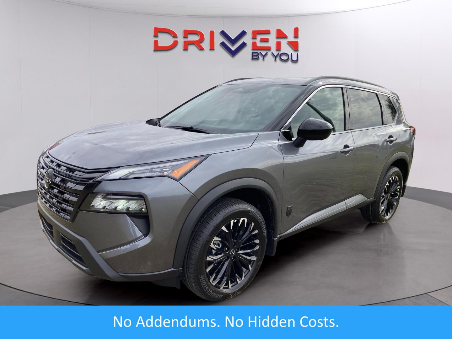 2026 Nissan Rogue SV's photo