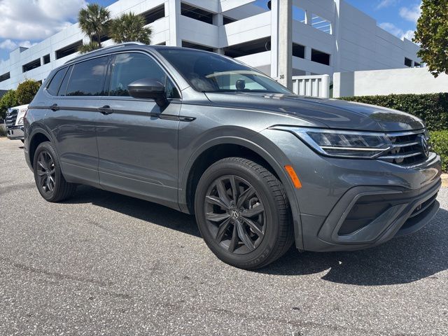 2023 Volkswagen Tiguan SE