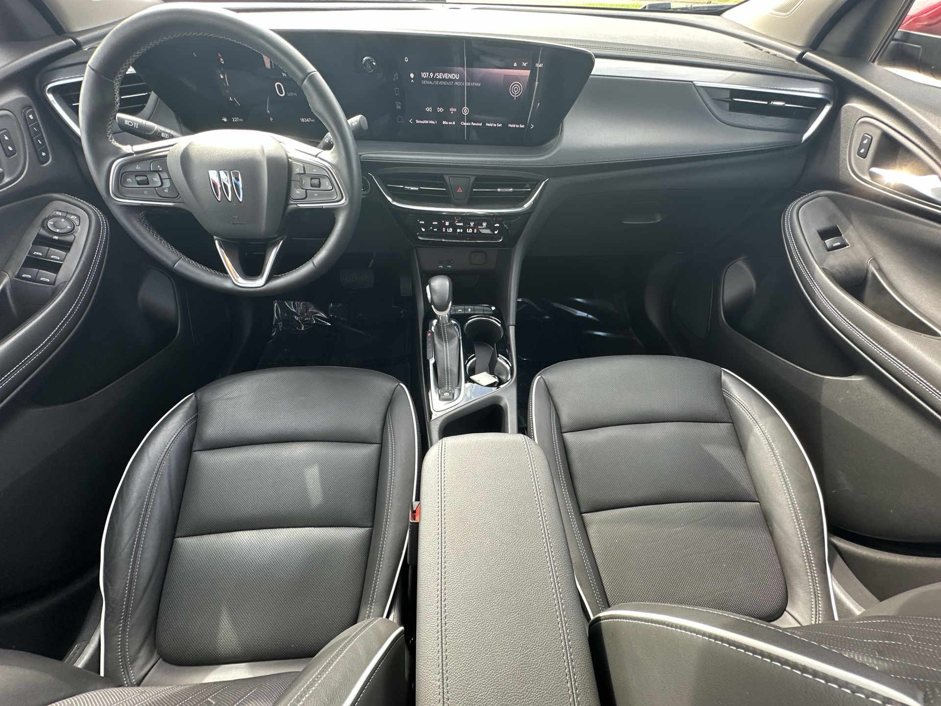 2024 Buick Encore GX Avenir photo 17