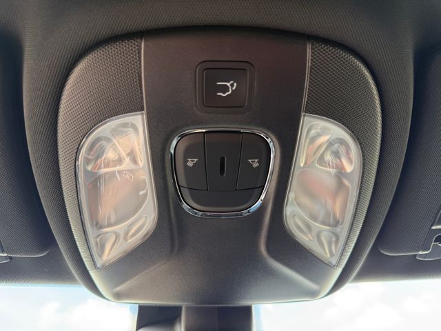 2026 Jeep Compass Latitude photo 33