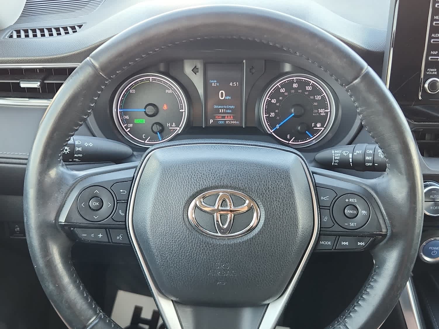 2022 Toyota Venza LE photo 15