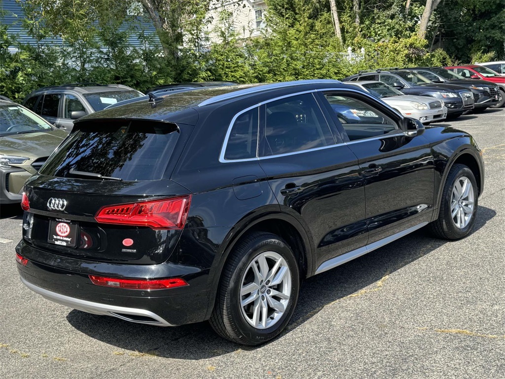 2020 Audi Q5 45 Premium photo 5