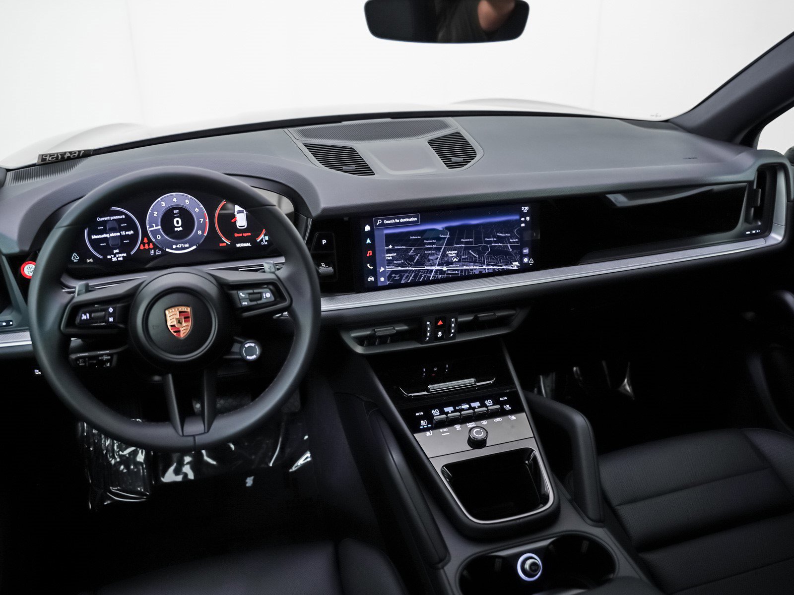 2025 Porsche Cayenne photo 19
