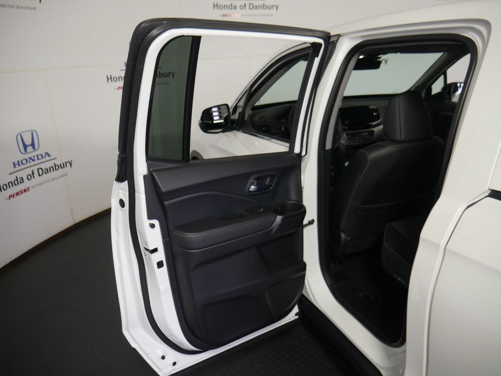 2022 Honda Ridgeline RTL-E photo 8