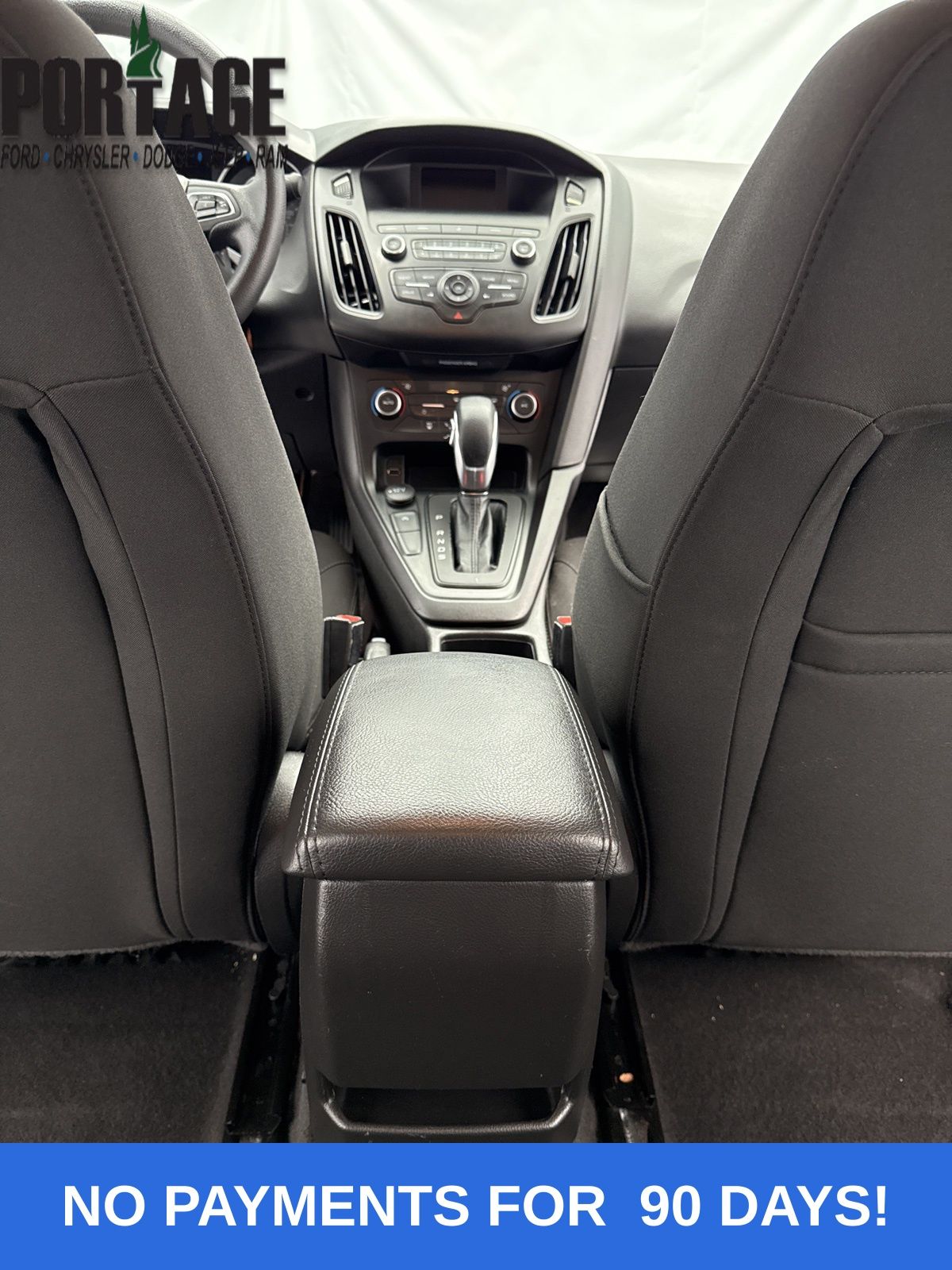 2018 Ford Focus SE photo 26