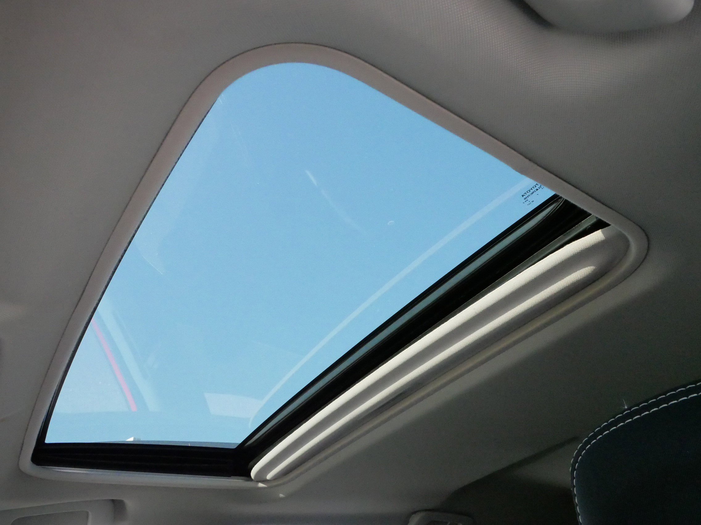 2018 Toyota RAV4 XLE photo 29