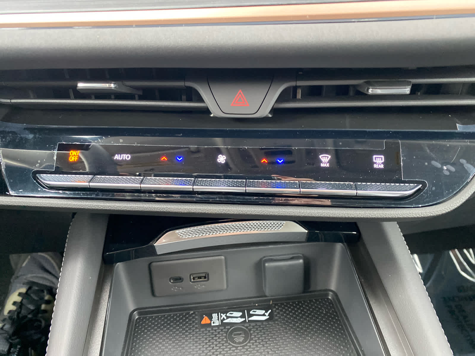 2025 Buick Envision Sport Touring photo 25