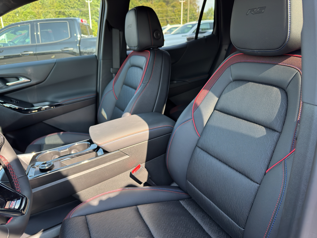 2026 Chevrolet Equinox RS photo 11