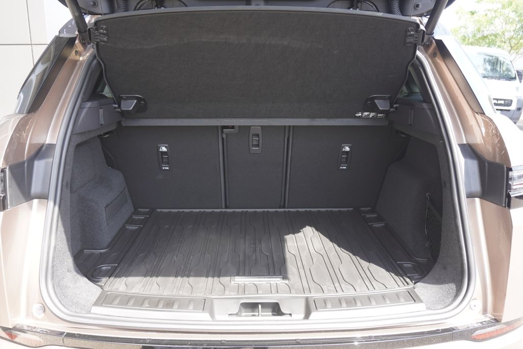 2026 Land Rover Range Rover Evoque S photo 27