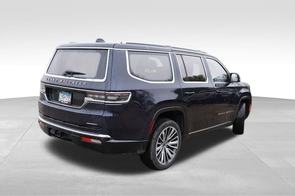 2024 Jeep Grand Wagoneer III photo 3