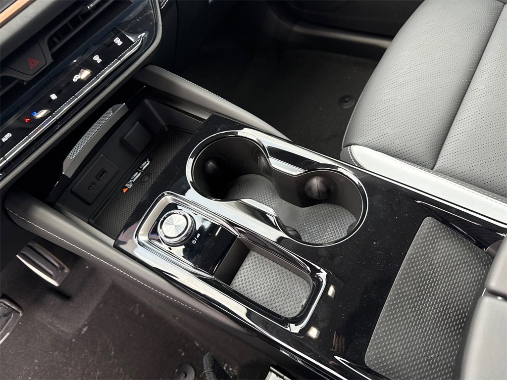 2025 Buick Envision Sport Touring photo 28