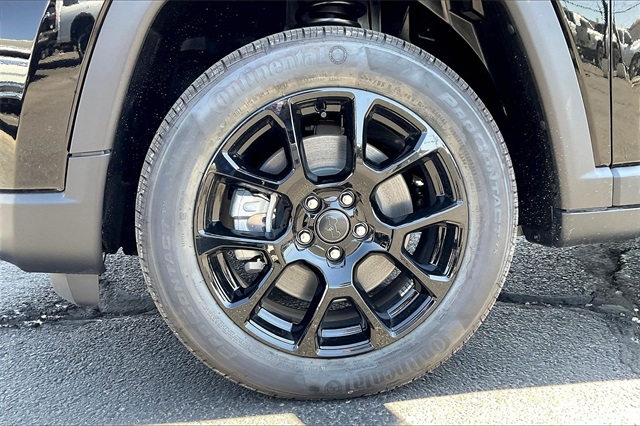 2025 Jeep Compass Latitude photo 11