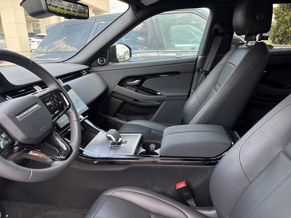 2024 Land Rover Range Rover Evoque Dynamic SE photo 9