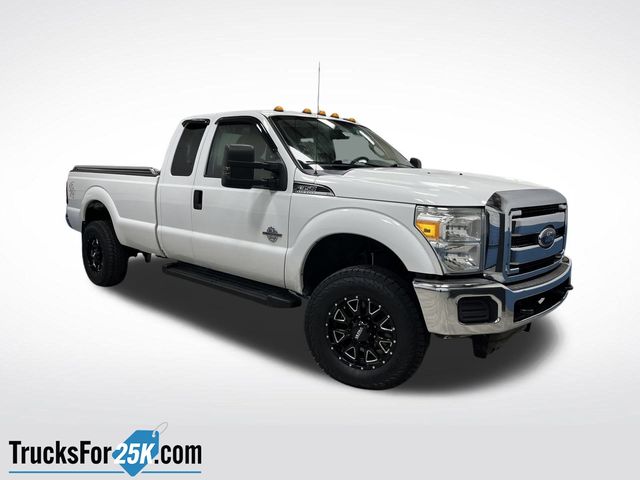 2015 Ford F-350 Super Duty XLT's photo
