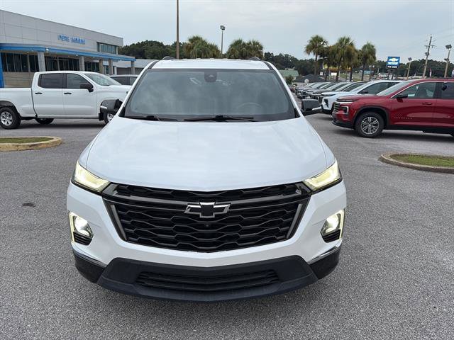 2023 Chevrolet Traverse Premier photo 2