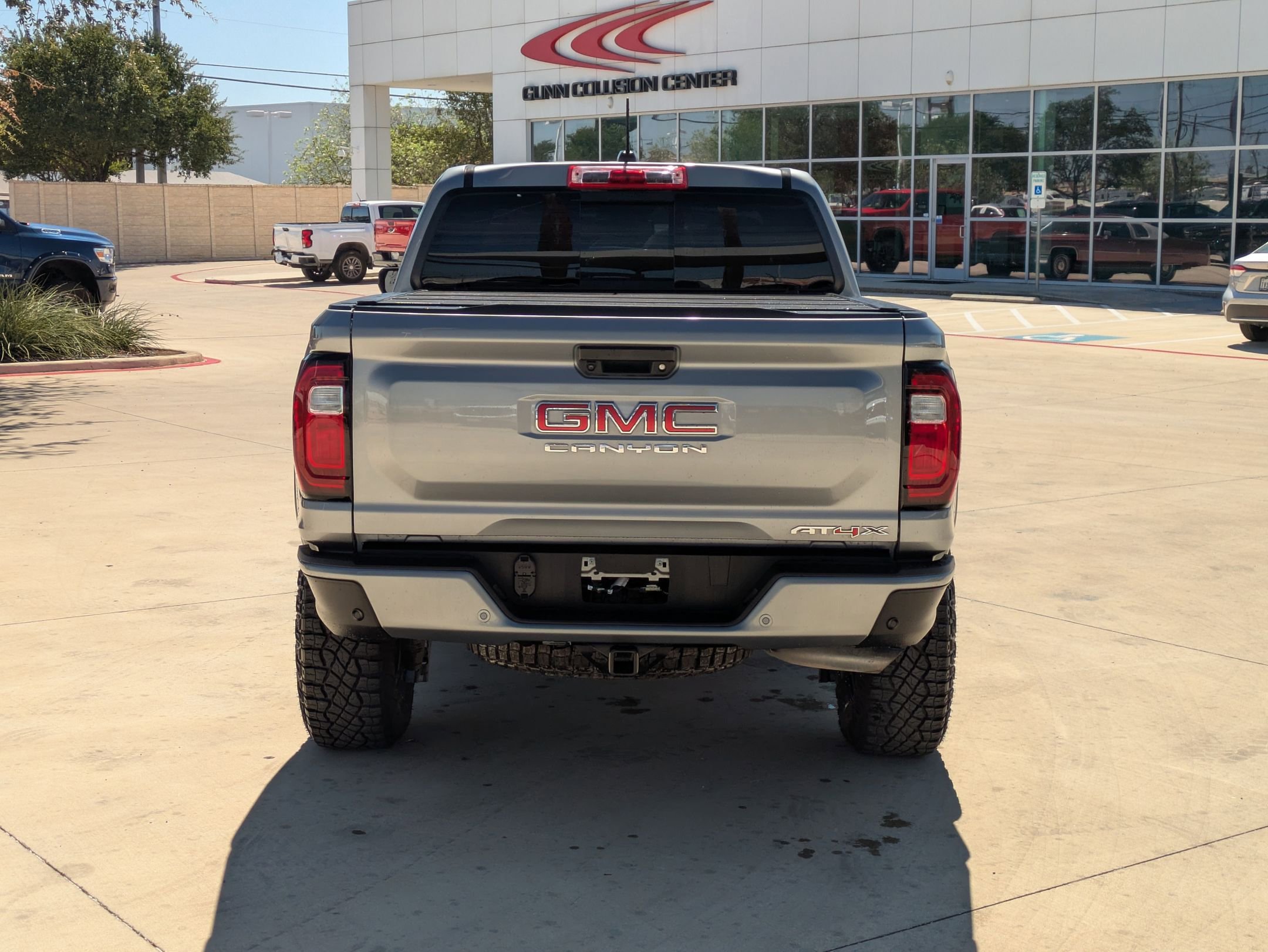 2024 Gmc Canyon AT4X photo 4