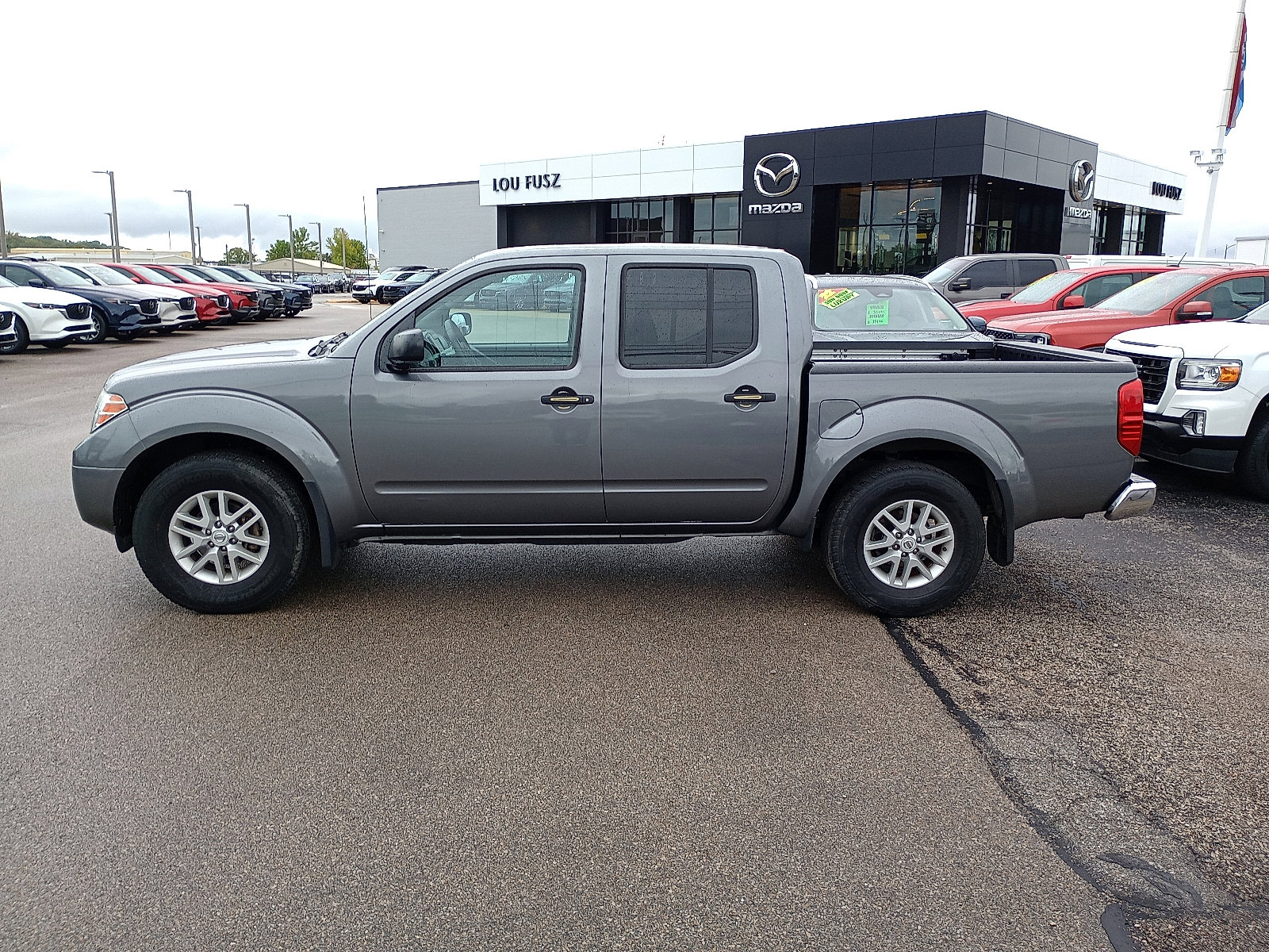 2020 Nissan Frontier SV photo 4