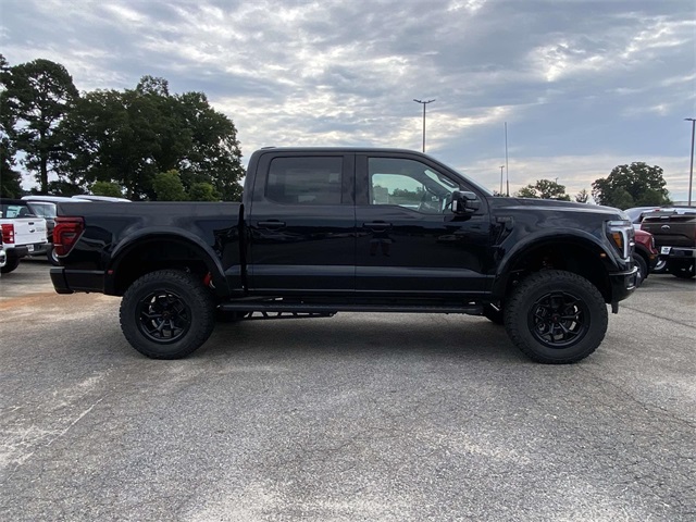 2025 Ford F-150 Lariat photo 2