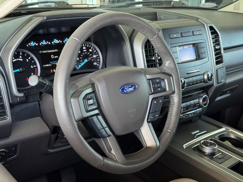 2018 Ford Expedition XLT photo 17