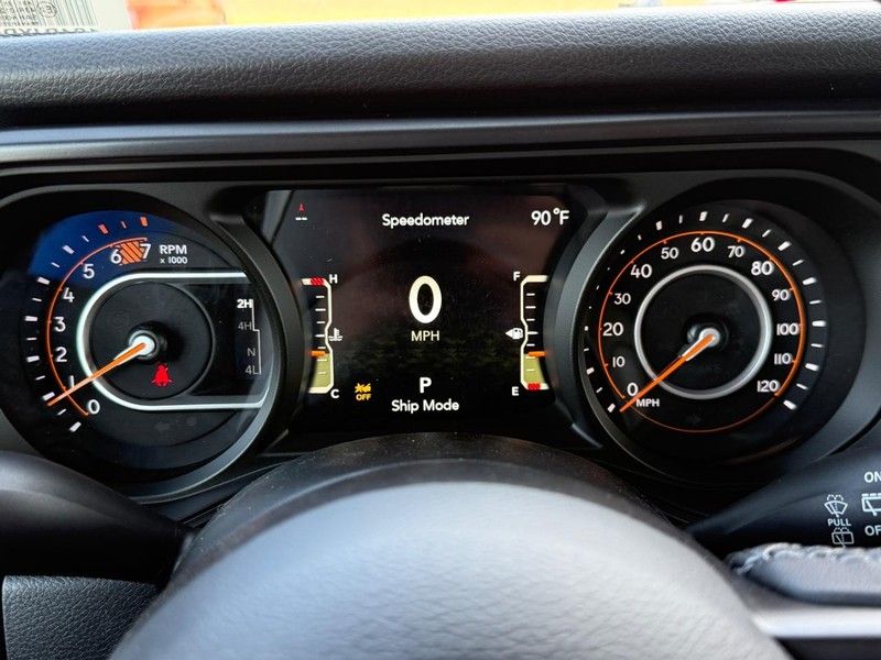 2025 Jeep Wrangler Sport S photo 13
