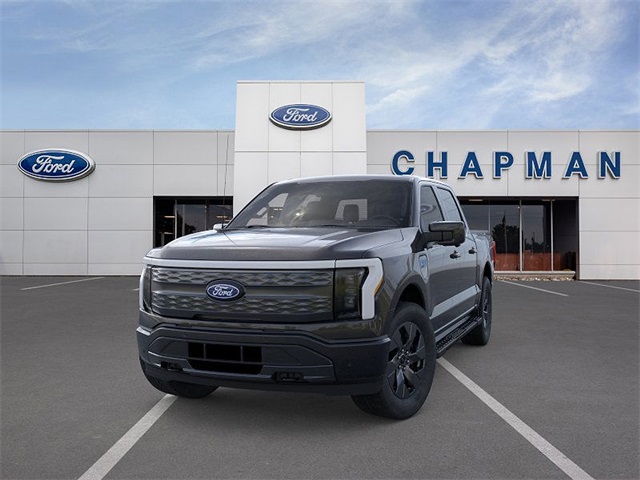 2025 Ford F-150 Lightning Lariat photo 2