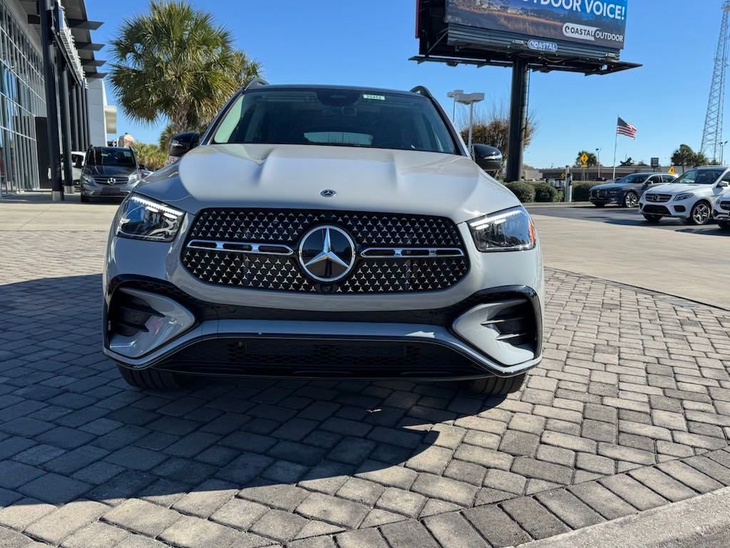 2025 Mercedes Benz GLE 350 4MATIC photo 4