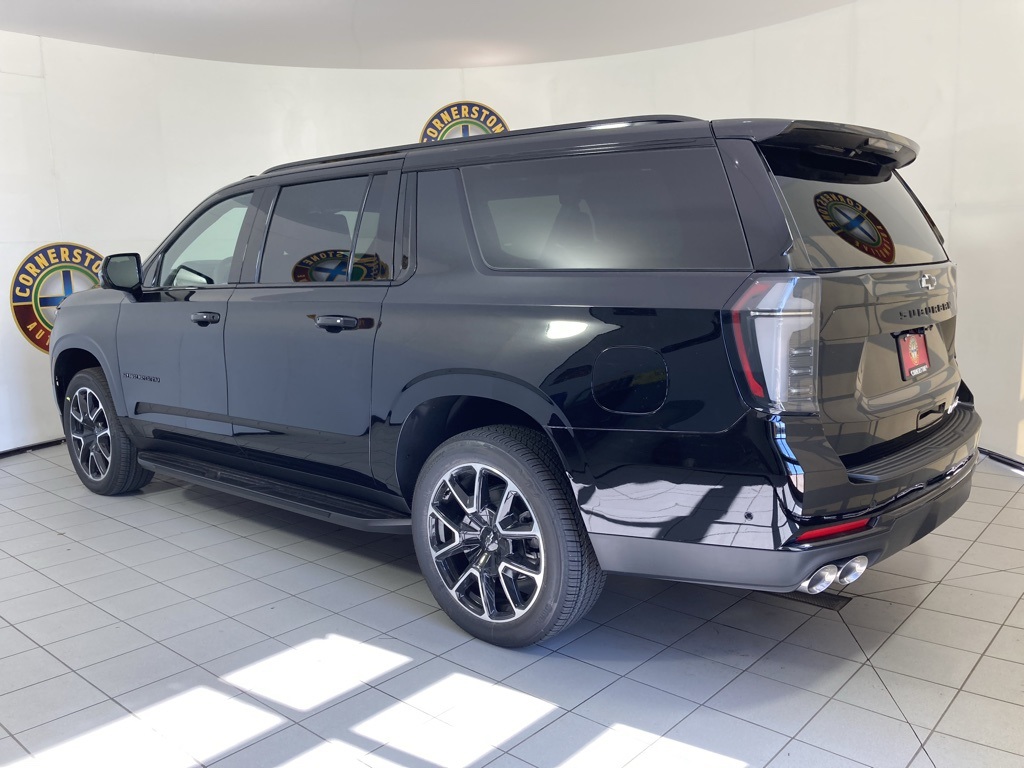 2026 Chevrolet Suburban RST photo 15