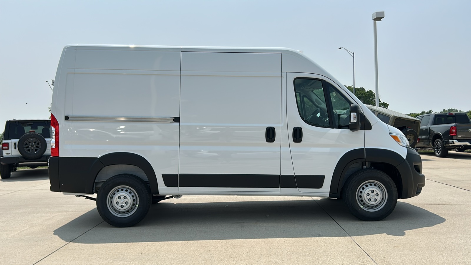 2025 Ram ProMaster 1500 Base photo 2