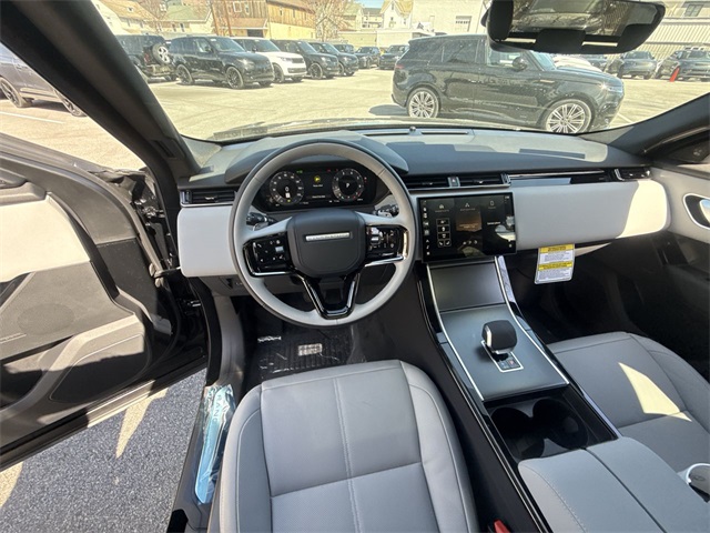 2026 Land Rover Range Rover Velar S photo 17