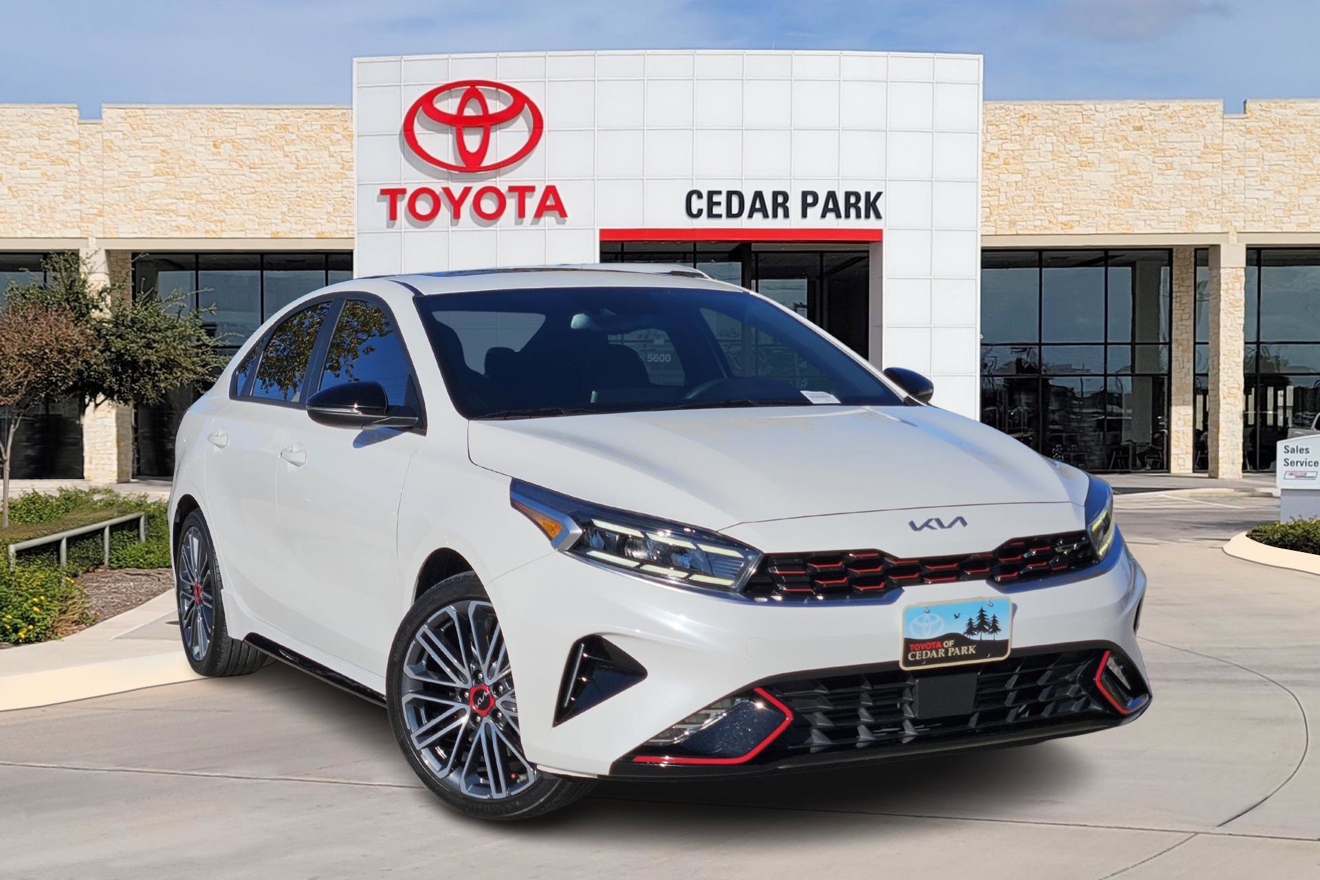 2023 Kia Forte GT's photo