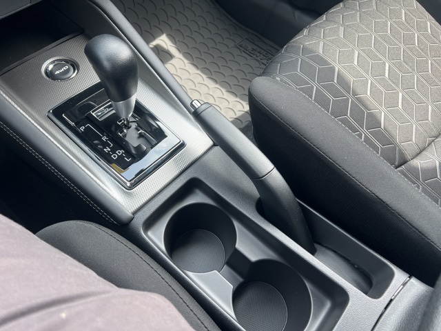 2025 Mitsubishi Outlander Sport ES photo 22