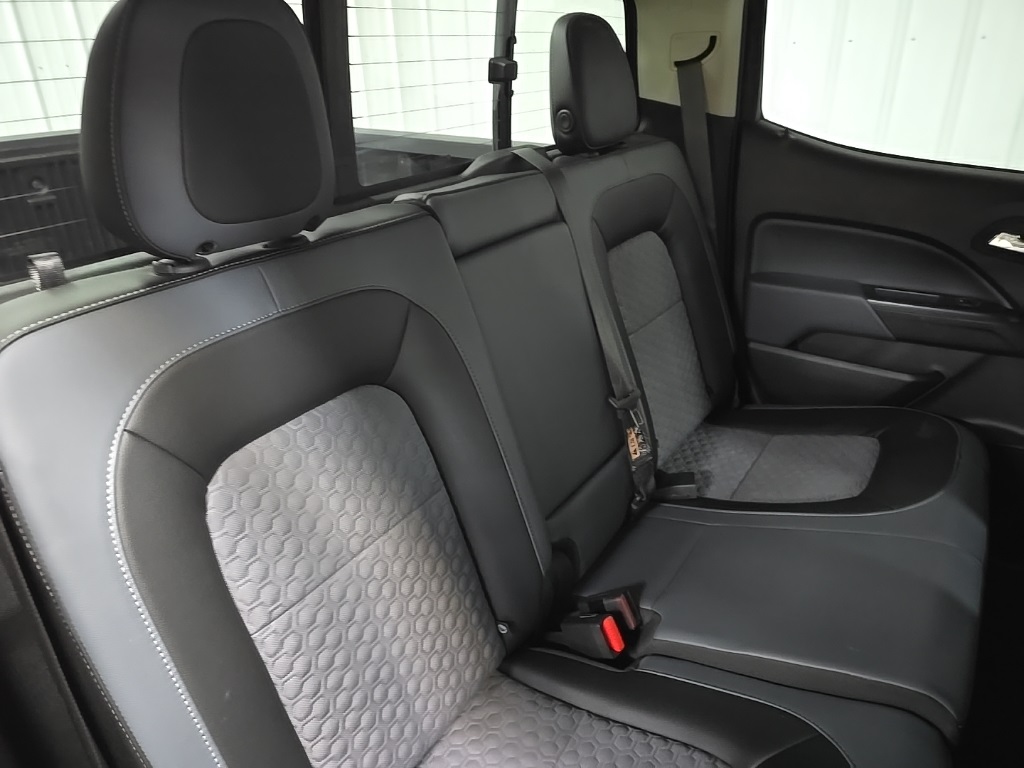 2022 Chevrolet Colorado Z71 photo 16