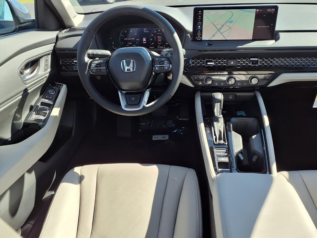 2025 Honda Accord Hybrid Touring photo 2
