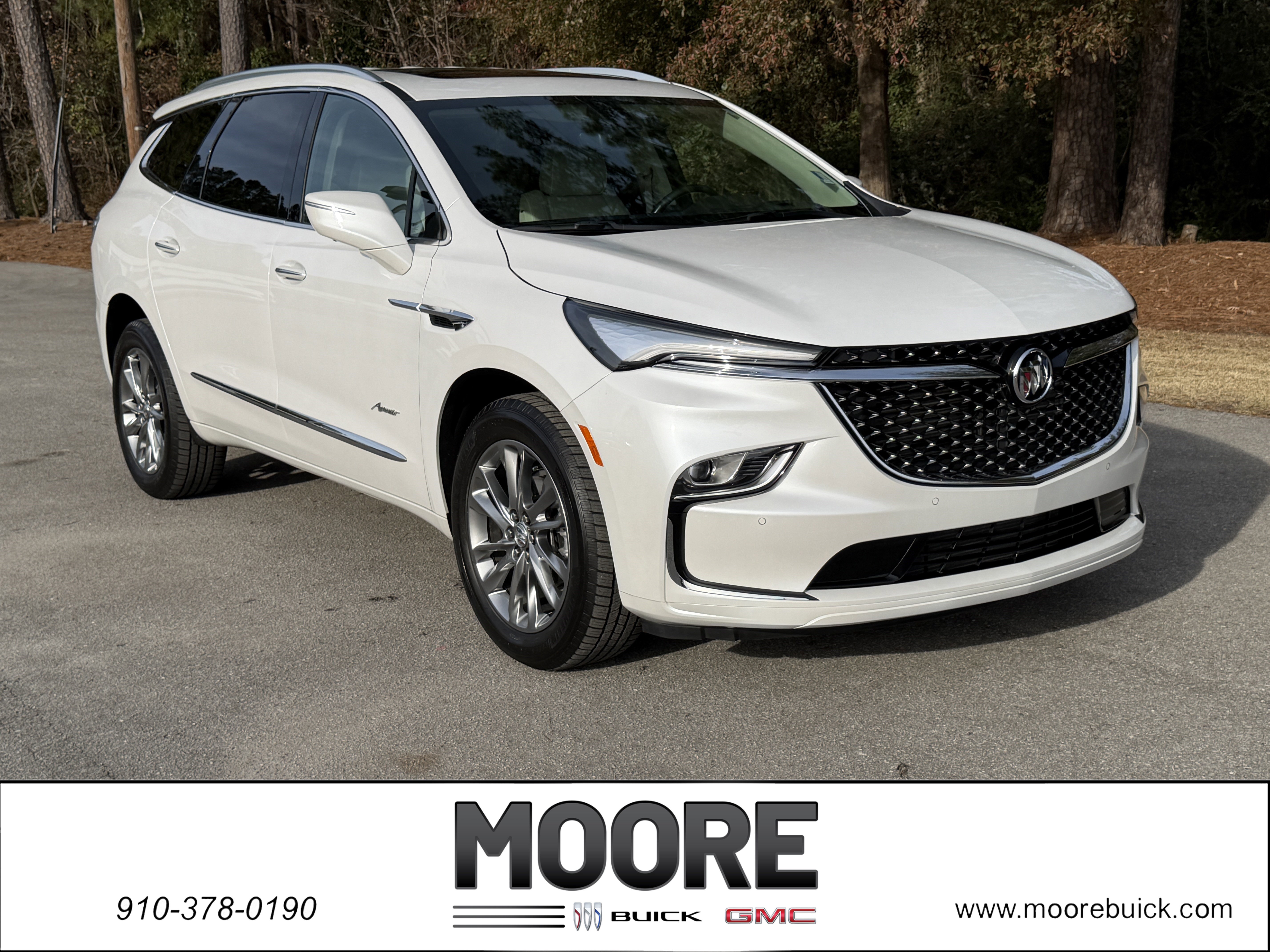 2024 Buick Enclave Avenir's photo