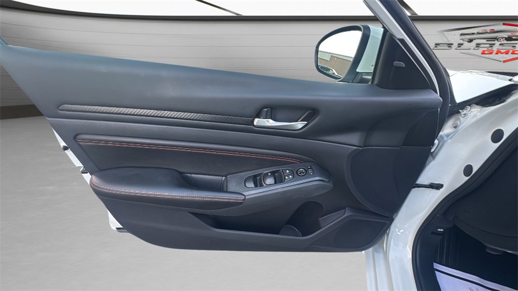 2023 Nissan Altima 2.5 SV photo 19