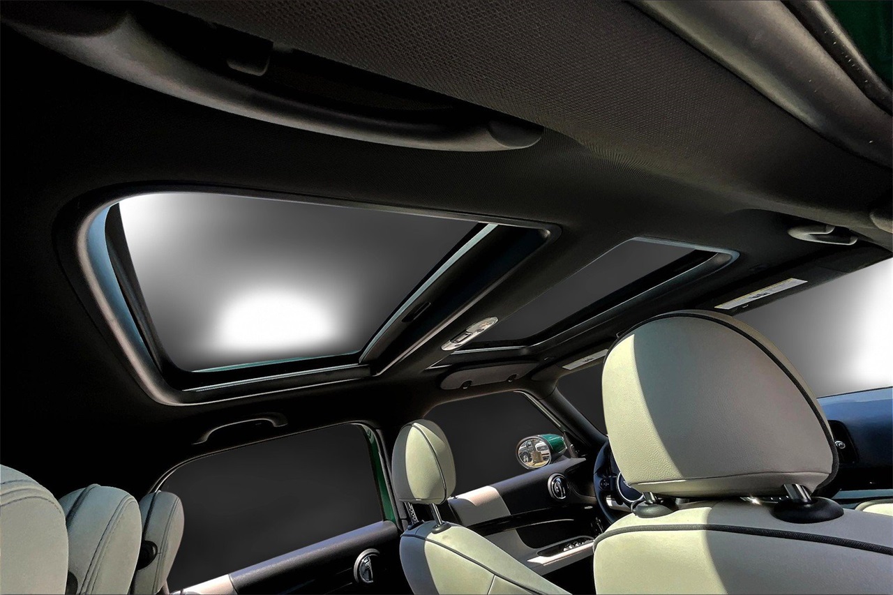 2023 Mini Cooper S Iconic photo 14